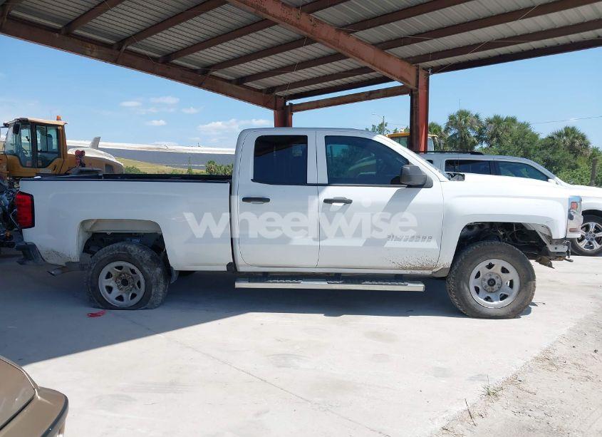 Photo 14 of 2017 Chevrolet Silverado 1500 WT (VIN 1GCVKNEC0HZ326923)