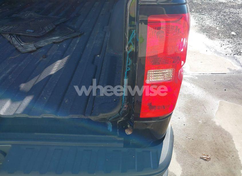 Photo 19 of 2018 Chevrolet Silverado 1500 WT (VIN 1GCVKNEC1JZ228697)