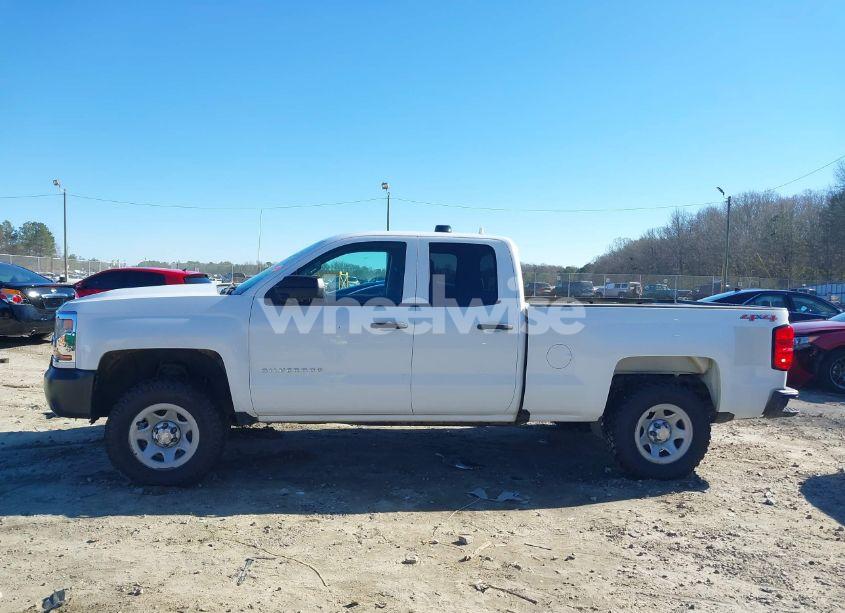 Photo 14 of 2017 Chevrolet Silverado 1500 WT (VIN 1GCVKNEC2HZ208923)