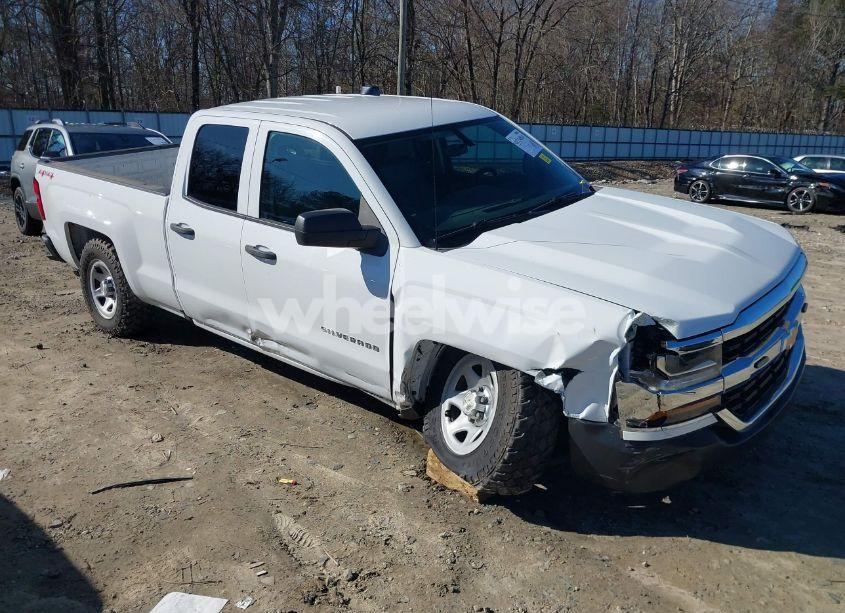 Photo 6 of 2017 Chevrolet Silverado 1500 WT (VIN 1GCVKNEC2HZ208923)