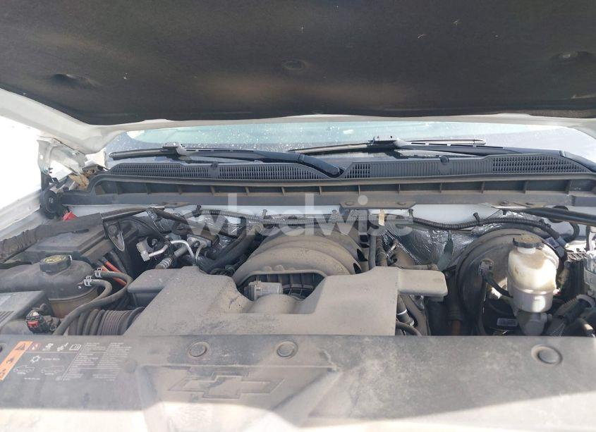 Photo 10 of 2018 Chevrolet Silverado 1500 WT (VIN 1GCVKNEC2JZ197105)