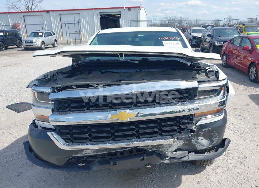 Photo 12 of 2018 Chevrolet Silverado 1500 WT (VIN 1GCVKNEC2JZ197105)