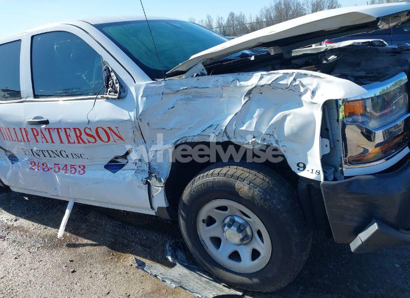 Photo 18 of 2018 Chevrolet Silverado 1500 WT (VIN 1GCVKNEC2JZ197105)