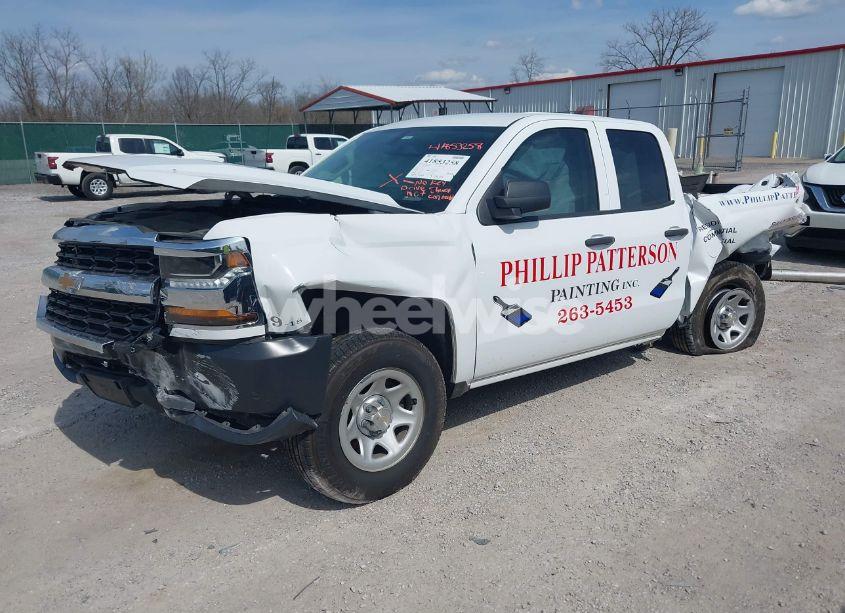 Photo 2 of 2018 Chevrolet Silverado 1500 WT (VIN 1GCVKNEC2JZ197105)