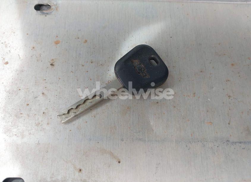 Photo 11 of 2018 Chevrolet Silverado 1500 WT (VIN 1GCVKNEC2JZ337928)