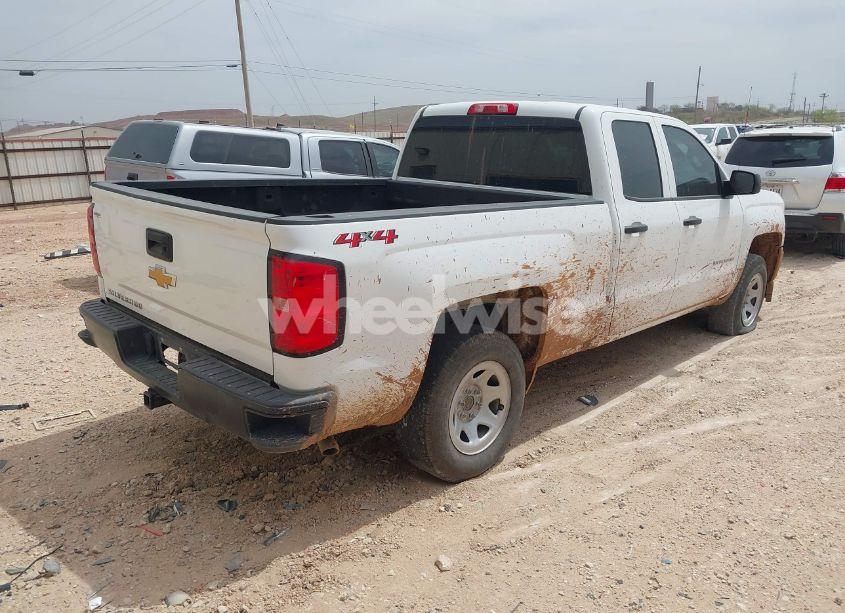 Photo 4 of 2018 Chevrolet Silverado 1500 WT (VIN 1GCVKNEC2JZ337928)