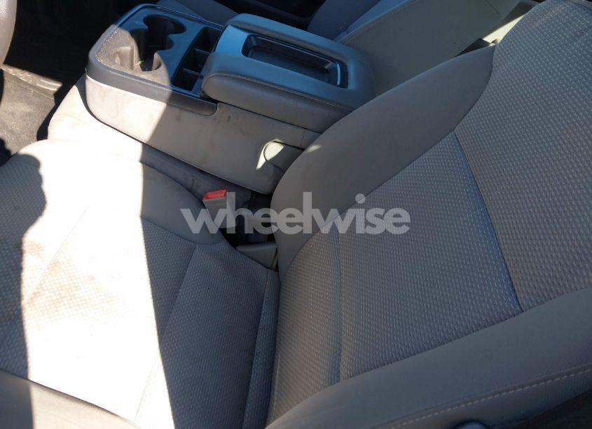 Photo 20 of 2018 Chevrolet Silverado 1500 WT (VIN 1GCVKNEC3JZ179423)