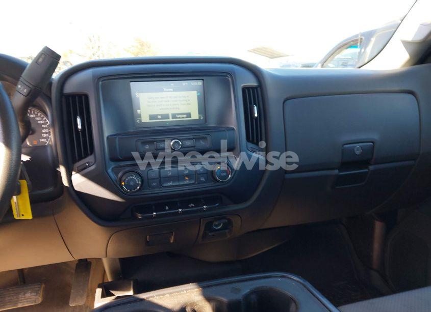 Photo 22 of 2018 Chevrolet Silverado 1500 WT (VIN 1GCVKNEC3JZ179423)