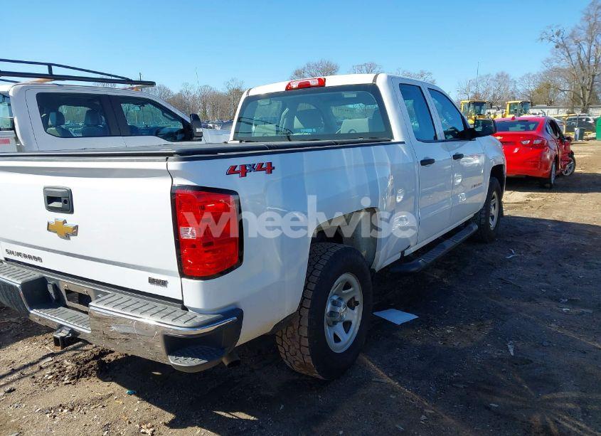 Photo 4 of 2018 Chevrolet Silverado 1500 WT (VIN 1GCVKNEC3JZ179423)
