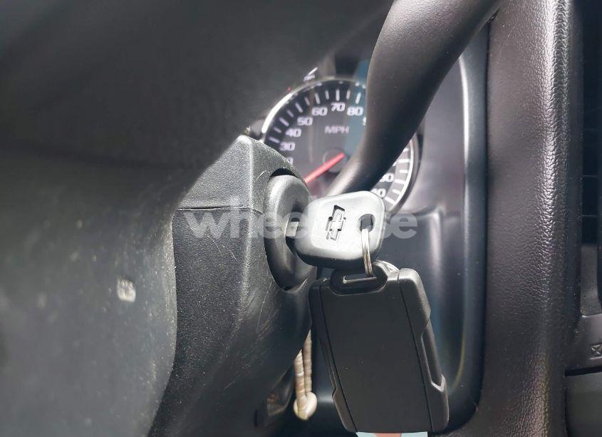 Photo 11 of 2018 Chevrolet Silverado 1500 WT (VIN 1GCVKNEC3JZ328185)