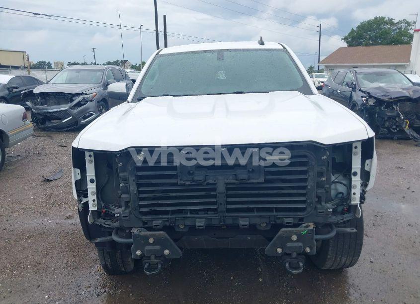 Photo 13 of 2018 Chevrolet Silverado 1500 WT (VIN 1GCVKNEC3JZ328185)