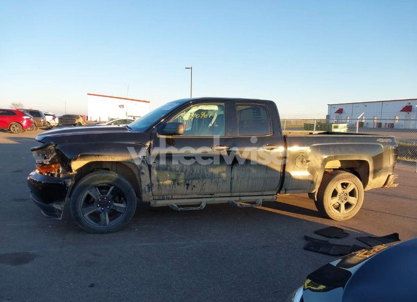 Photo 14 of 2018 Chevrolet Silverado 1500 LS/WT (VIN 1GCVKNEC5JZ253876)