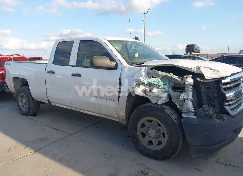 Photo 13 of 2017 Chevrolet Silverado 1500 WT (VIN 1GCVKNEC6HZ335156)