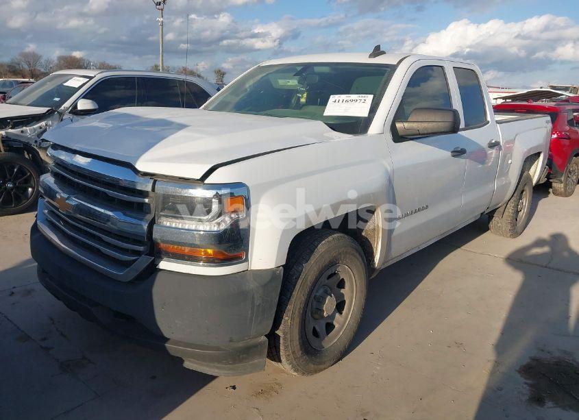Photo 2 of 2017 Chevrolet Silverado 1500 WT (VIN 1GCVKNEC6HZ335156)