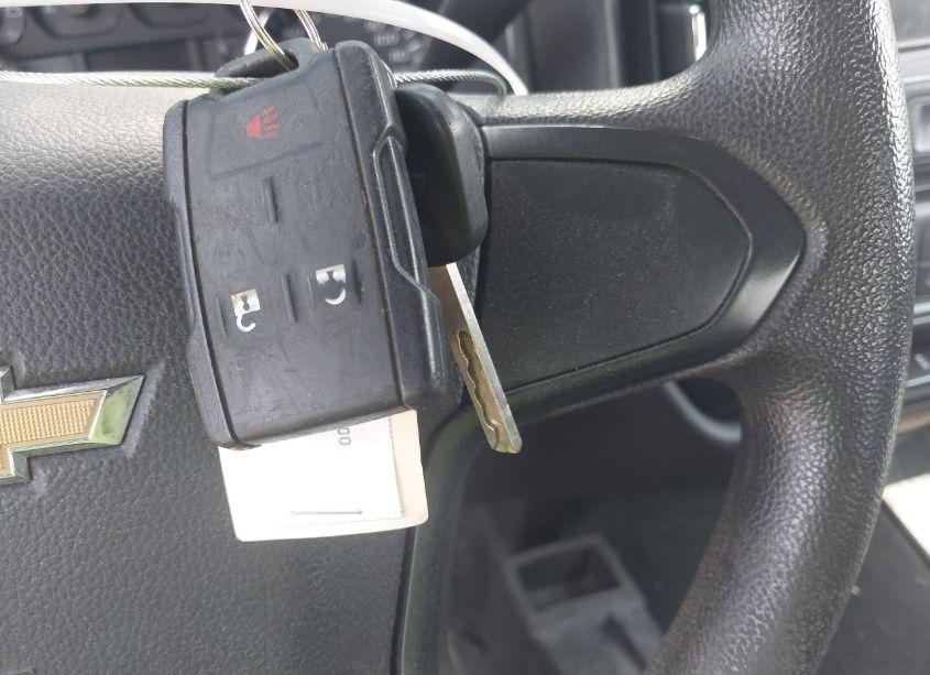 Photo 11 of 2018 Chevrolet Silverado 1500 WT (VIN 1GCVKNEC6JZ380426)