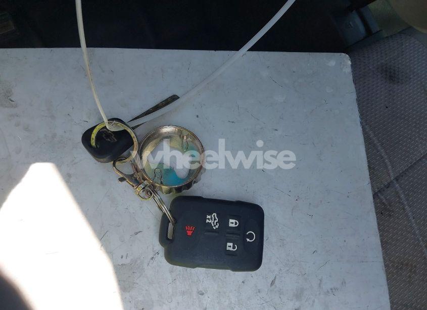 Photo 11 of 2017 Chevrolet Silverado 1500 WT (VIN 1GCVKNEC7HZ365914)