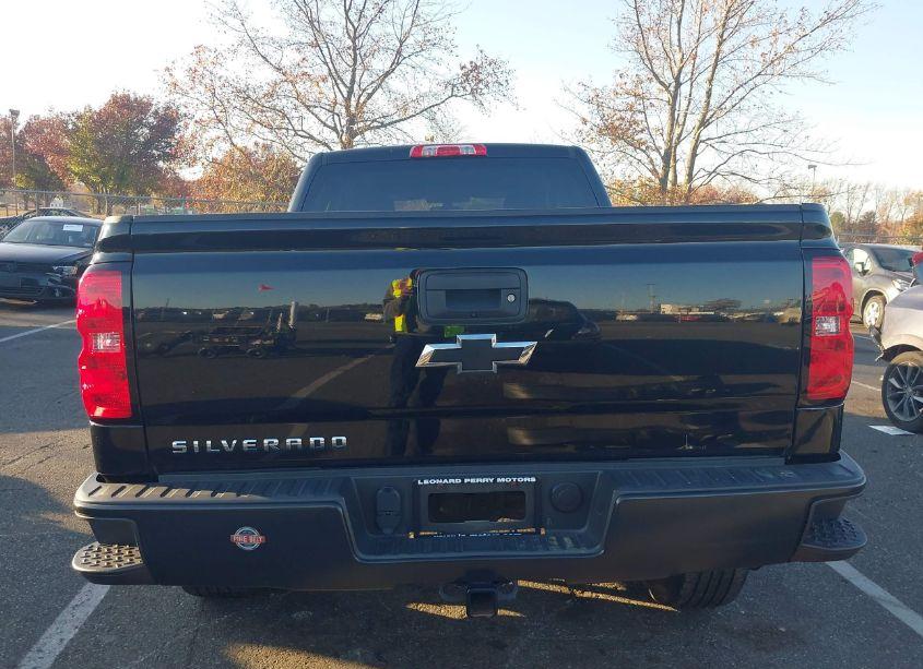 Photo 16 of 2018 Chevrolet Silverado 1500 WT (VIN 1GCVKNEC7JZ359035)