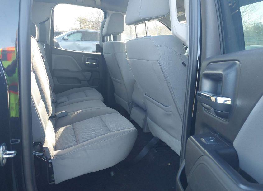 Photo 8 of 2018 Chevrolet Silverado 1500 WT (VIN 1GCVKNEC7JZ359035)