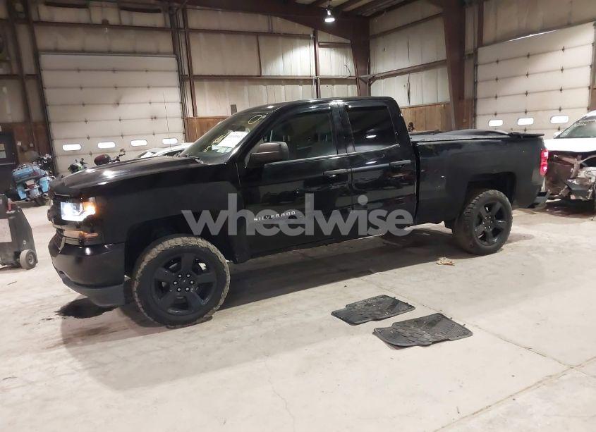 Photo 2 of 2016 Chevrolet Silverado 1500 WT (VIN 1GCVKNEC9GZ293919)