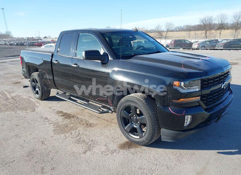 2017 Chevrolet Silverado 1500 WORK TRUCK (VIN 1GCVKNECXHZ239322) main photo