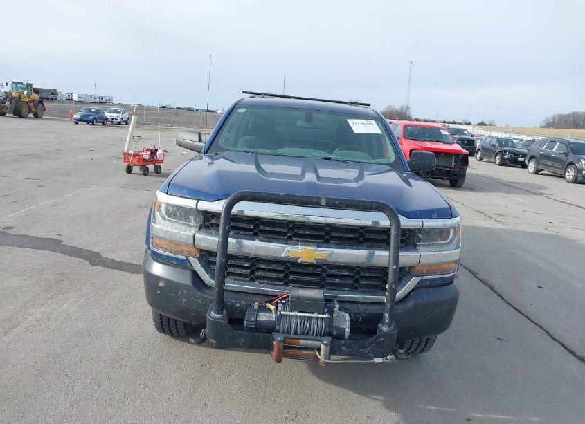 Photo 12 of 2017 Chevrolet Silverado 1500 WT (VIN 1GCVKNECXHZ372825)