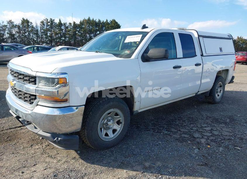 Photo 2 of 2017 Chevrolet Silverado 1500 LS (VIN 1GCVKNEH5HZ377457)