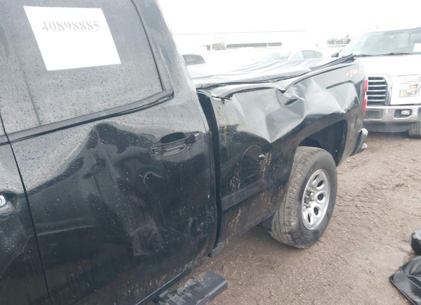 Photo 17 of 2018 Chevrolet Silverado 1500 WT (VIN 1GCVKNEH7JZ314950)