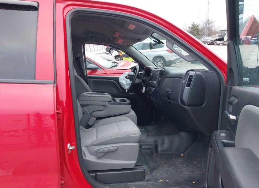 Photo 5 of 2018 Chevrolet Silverado 1500 CUSTOM (VIN 1GCVKPEC0JZ197034)