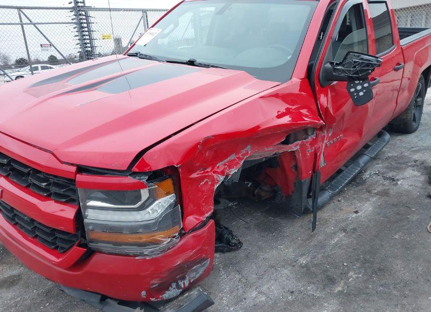 Photo 6 of 2018 Chevrolet Silverado 1500 CUSTOM (VIN 1GCVKPEC0JZ197034)