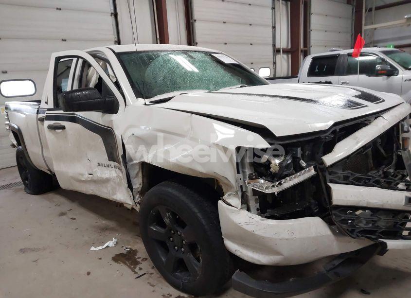 2016 Chevrolet Silverado 1500 CUSTOM (VIN 1GCVKPEC1GZ362808) main photo