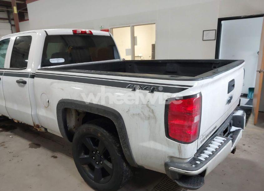 Photo 3 of 2016 Chevrolet Silverado 1500 CUSTOM (VIN 1GCVKPEC1GZ362808)