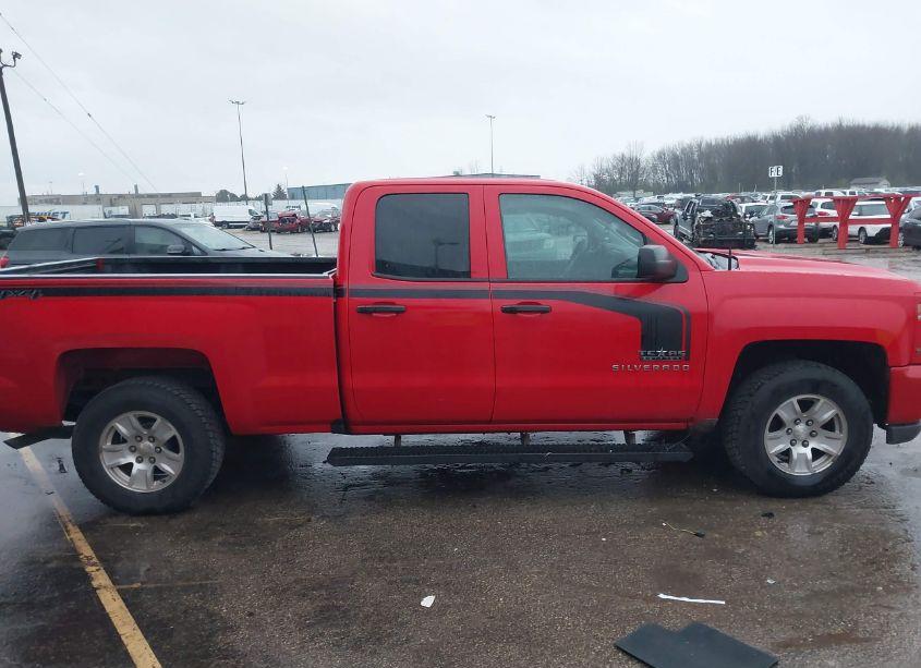 Photo 13 of 2016 Chevrolet Silverado 1500 CUSTOM (VIN 1GCVKPEC1GZ411537)