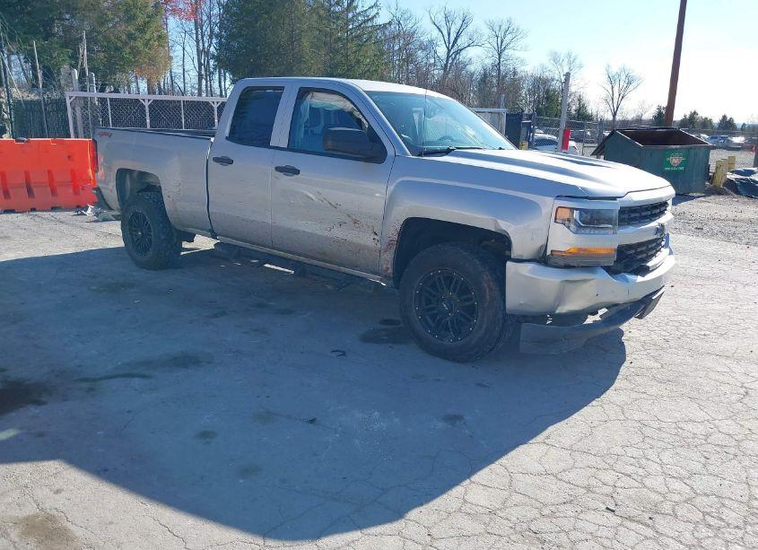 2017 Chevrolet Silverado 1500 CUSTOM (VIN 1GCVKPEC1HZ383093) main photo