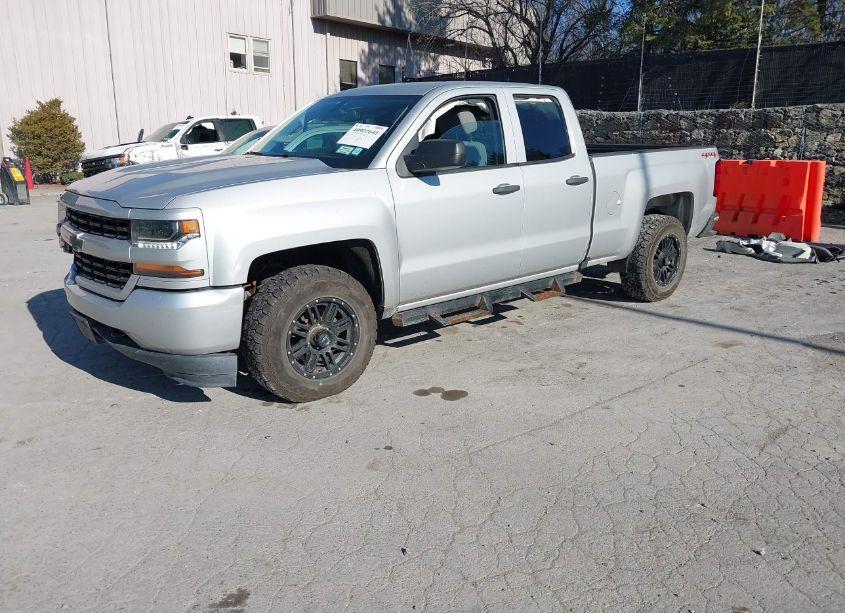 Photo 2 of 2017 Chevrolet Silverado 1500 CUSTOM (VIN 1GCVKPEC1HZ383093)