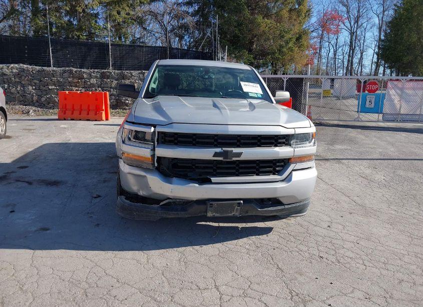 Photo 6 of 2017 Chevrolet Silverado 1500 CUSTOM (VIN 1GCVKPEC1HZ383093)