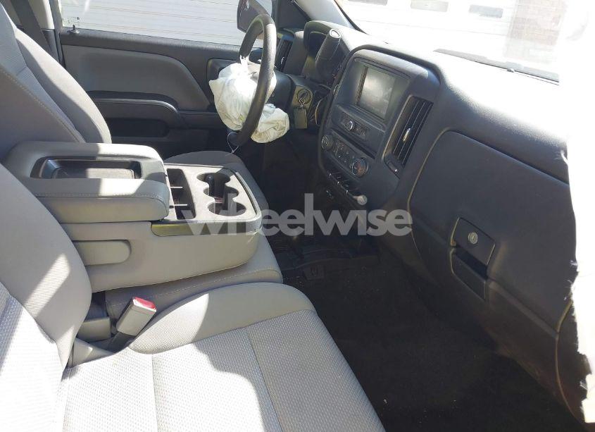 Photo 5 of 2018 Chevrolet Silverado 1500 CUSTOM (VIN 1GCVKPEC1JZ115540)