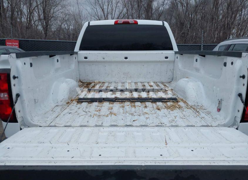 Photo 12 of 2018 Chevrolet Silverado 1500 CUSTOM (VIN 1GCVKPEC1JZ265390)