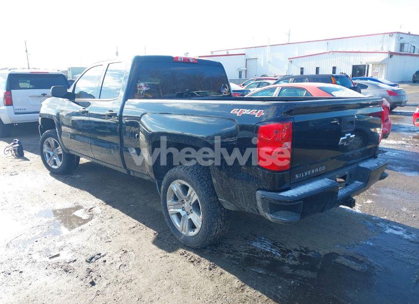 Photo 3 of 2016 Chevrolet Silverado 1500 CUSTOM (VIN 1GCVKPEC2GZ252169)