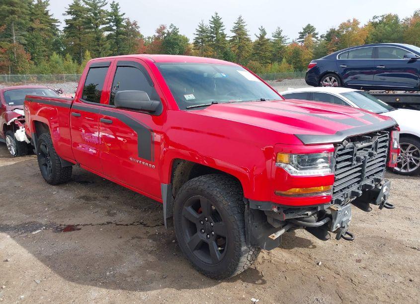 2017 Chevrolet Silverado 1500 CUSTOM (VIN 1GCVKPEC2HZ349194) main photo