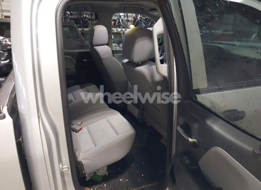 Photo 8 of 2018 Chevrolet Silverado 1500 CUSTOM (VIN 1GCVKPEC2JZ267410)