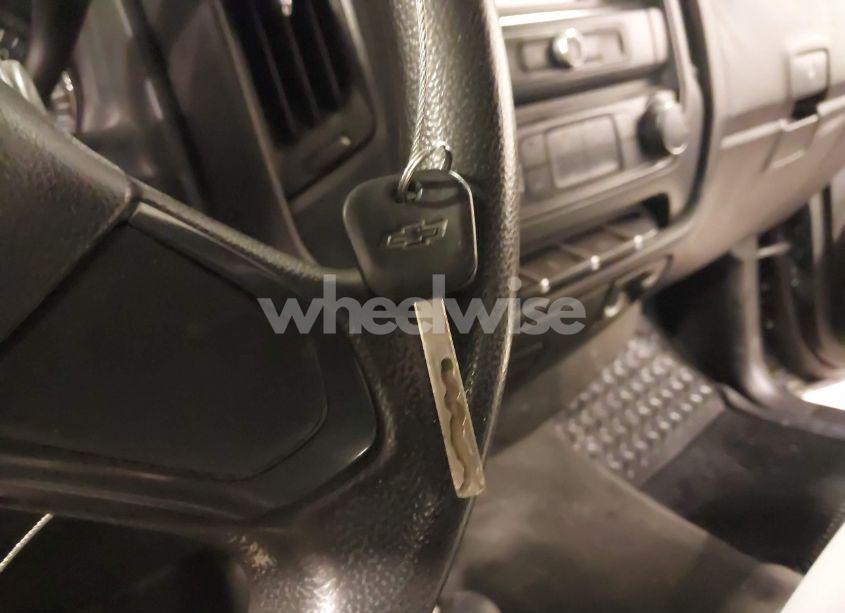 Photo 11 of 2018 Chevrolet Silverado 1500 CUSTOM (VIN 1GCVKPEC2JZ367846)