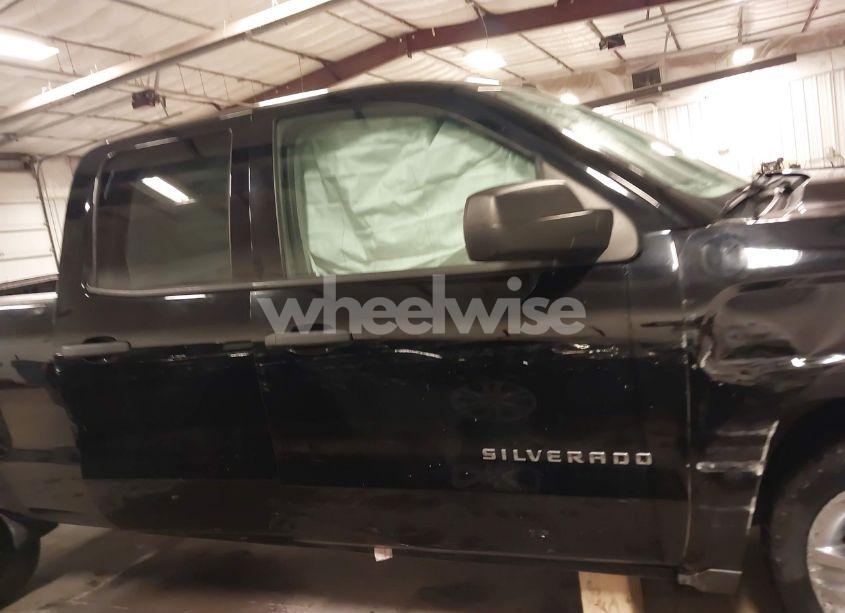 Photo 14 of 2018 Chevrolet Silverado 1500 CUSTOM (VIN 1GCVKPEC2JZ367846)