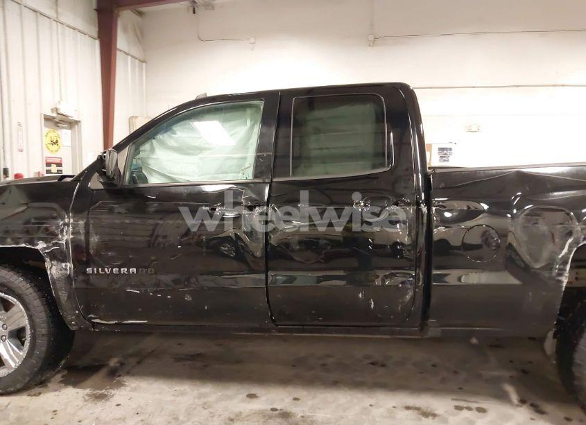 Photo 15 of 2018 Chevrolet Silverado 1500 CUSTOM (VIN 1GCVKPEC2JZ367846)