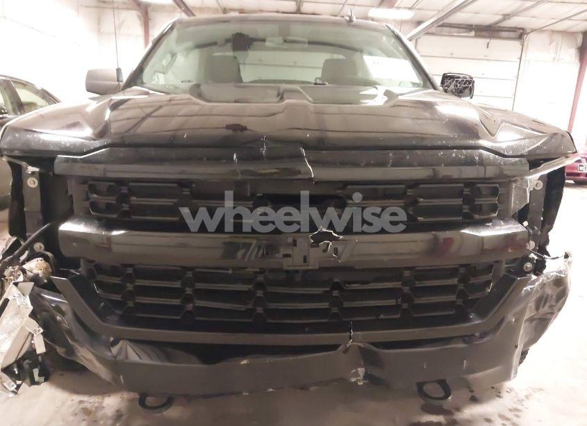 Photo 21 of 2018 Chevrolet Silverado 1500 CUSTOM (VIN 1GCVKPEC2JZ367846)