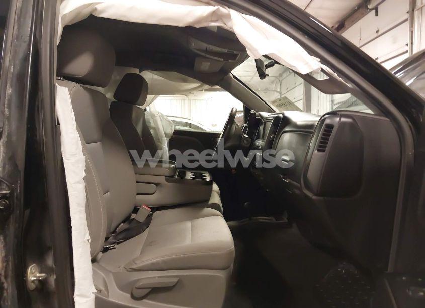 Photo 5 of 2018 Chevrolet Silverado 1500 CUSTOM (VIN 1GCVKPEC2JZ367846)