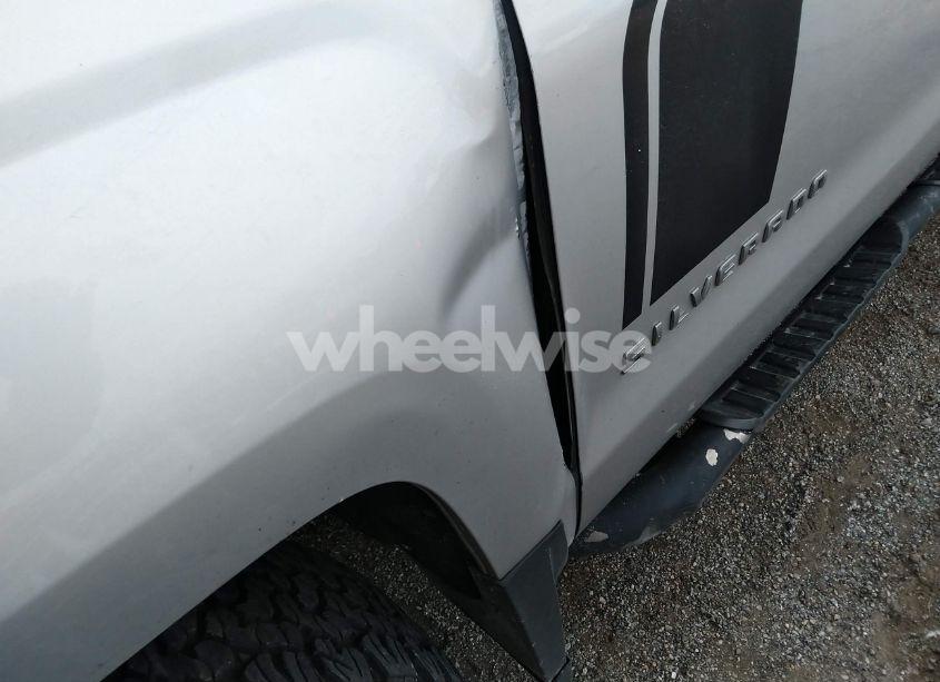 Photo 19 of 2017 Chevrolet Silverado 1500 CUSTOM (VIN 1GCVKPEC3HZ275364)