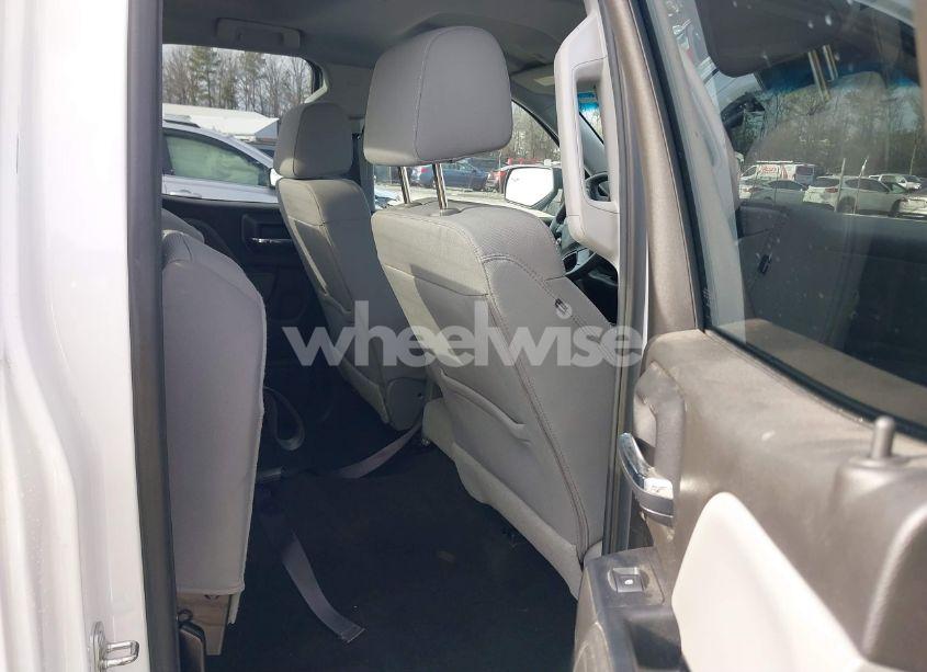 Photo 8 of 2018 Chevrolet Silverado 1500 CUSTOM (VIN 1GCVKPEC3JZ112283)