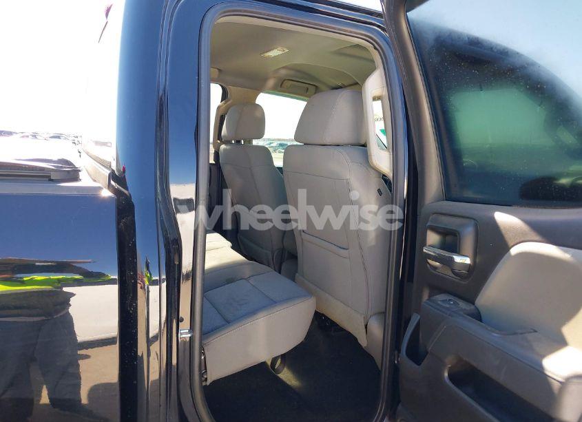 Photo 8 of 2018 Chevrolet Silverado 1500 CUSTOM (VIN 1GCVKPEC3JZ254536)