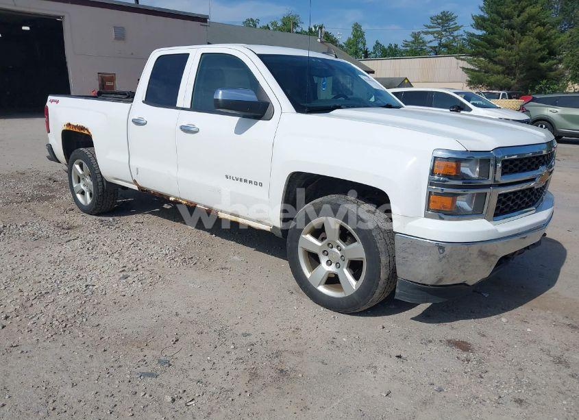 2015 Chevrolet Silverado 1500 LS (VIN 1GCVKPEC4FZ400465) main photo