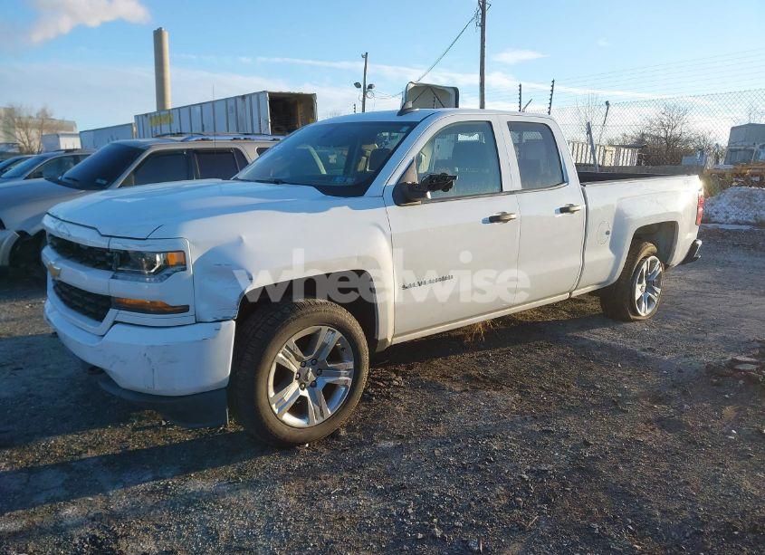 Photo 2 of 2016 Chevrolet Silverado 1500 CUSTOM (VIN 1GCVKPEC4GZ325851)